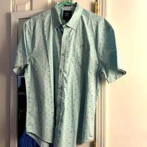 Short Sleeved button down shirt size large